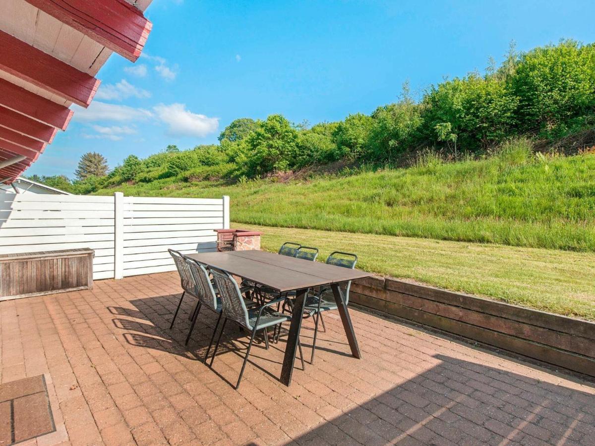 6 Person Holiday Home In Aabenraa Room photo